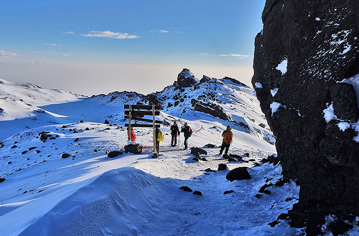 umbwe-route-kilimanjaro-hiking-trekking-tour-package